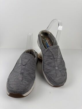 Skechers Women's Gray Slip-On Casual Sneakers Loafers Size 7